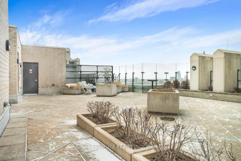 245 Kent Street, Unit 508 - Photo 15