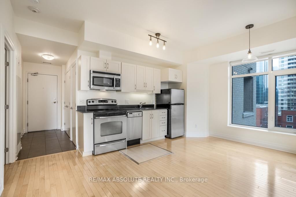 245 Kent Street, Unit 508 - Photo 5