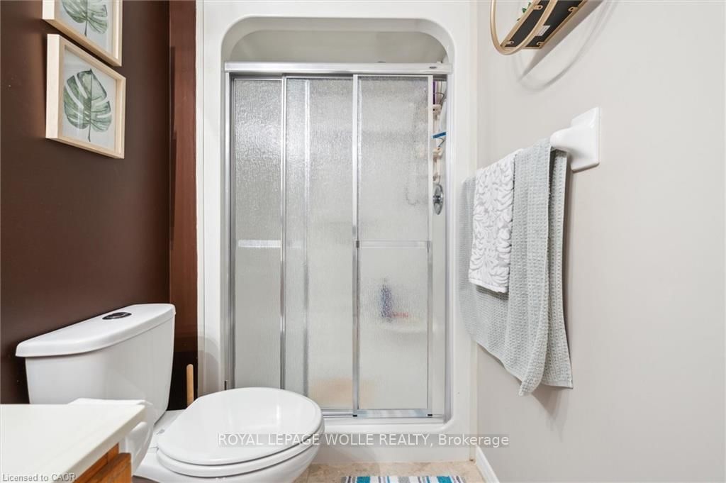 3267 King Street E, Unit 204 - Photo 21