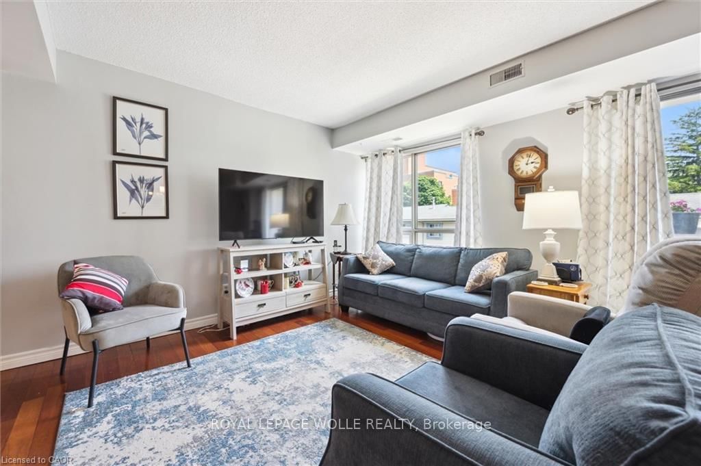 3267 King Street E, Unit 204 - Photo 6