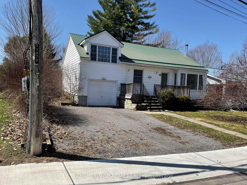 home for sale on 294 St George Street