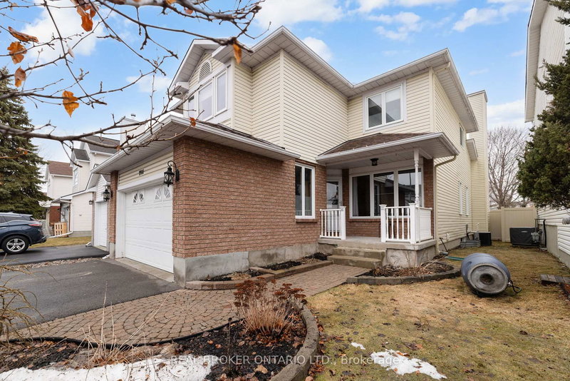1981 Orchardview Ave, Ottawa, K4A 3B8 | Image 2