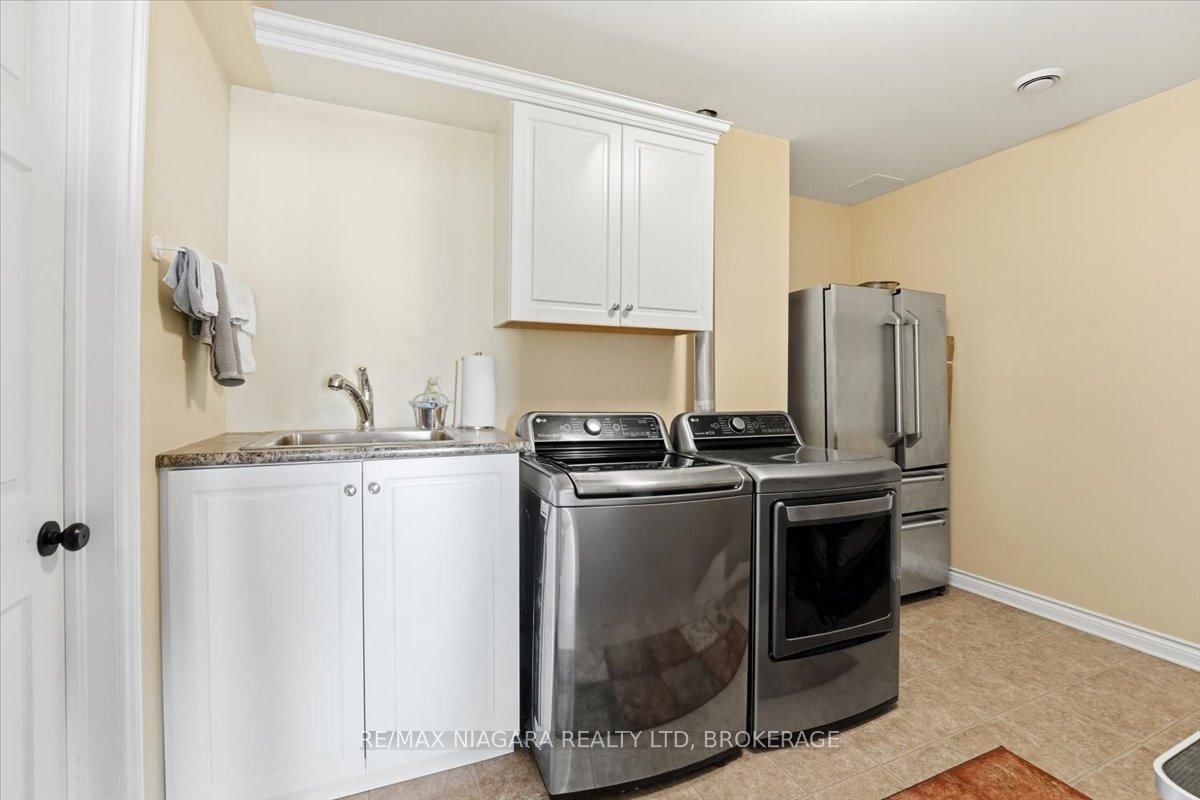 3585 Yacht Harbour Road • Fort Erie, ON photo 39
