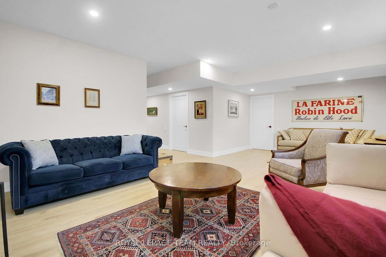 Listing Image 45