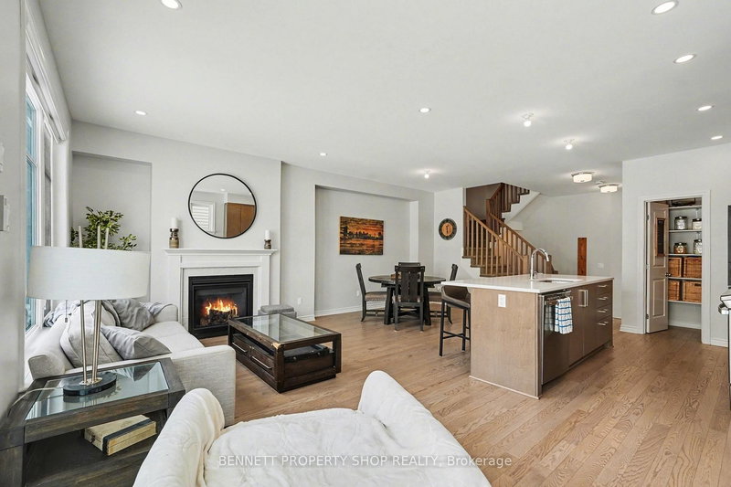 551 Cardamom Terr, Ottawa, K2S 2X7 | Image 3