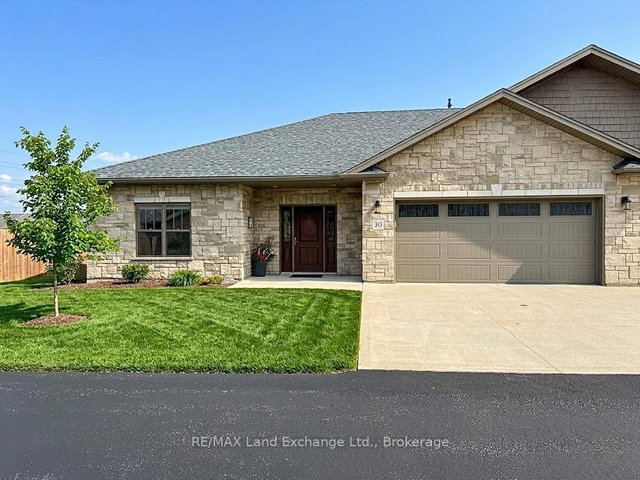 30 - 1050 Waterloo Street