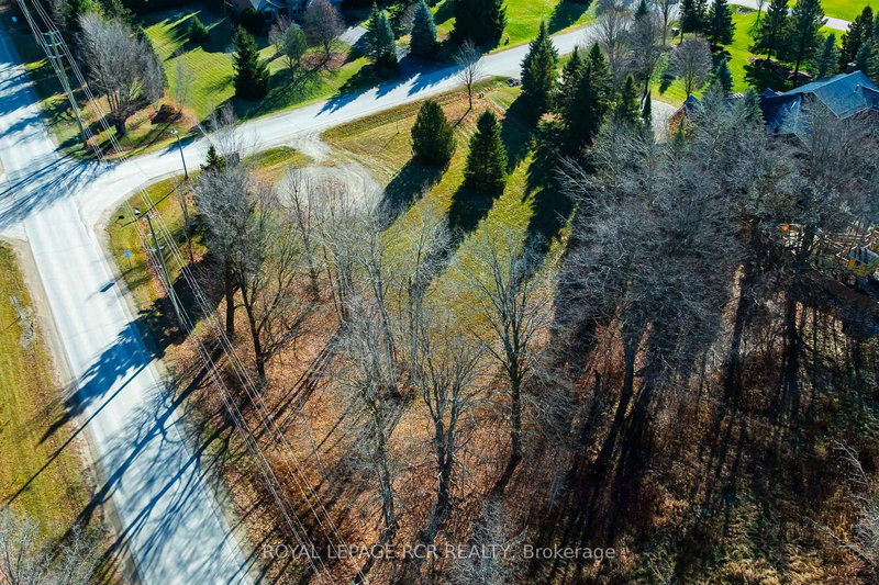 2 Rayburn Meadows Estates, East Garafraxa, L9W 7E7 | Image 2