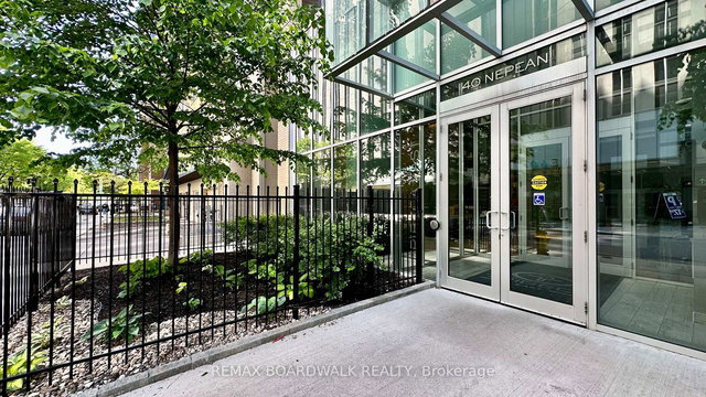 2706 - 40 Nepean Street N