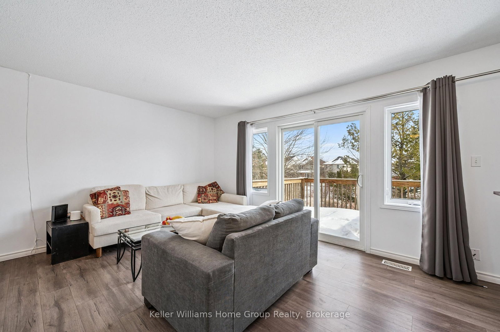 151 Clairfields Drive E, Unit 23 - Photo 11