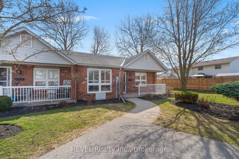 10 - 226 Vansickle Rd, St. Catharines, L2S 2S7 | Image 2