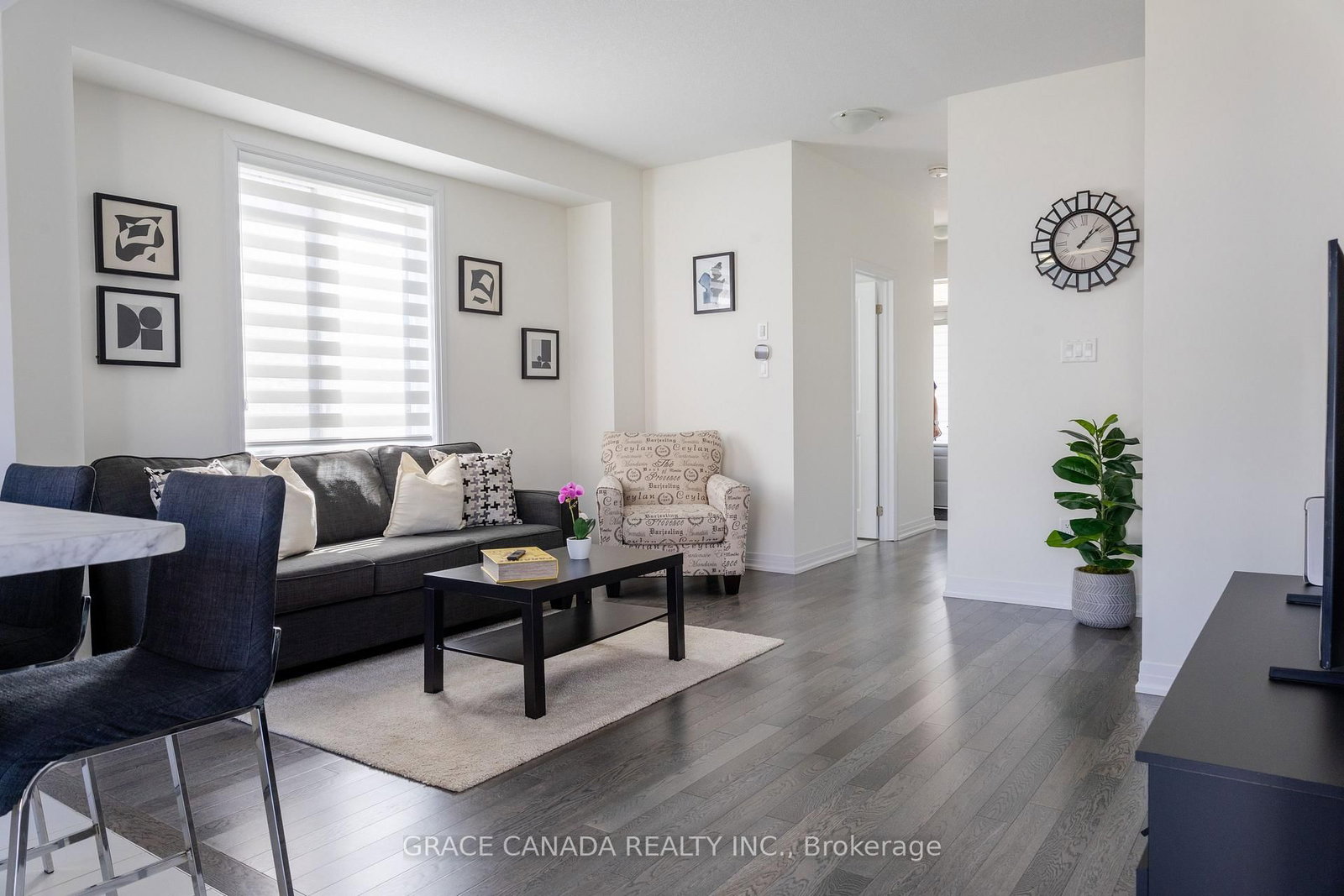 Detached House for sale at 16 Brighton Lane, Thorold, Ontario, L2V 0P2 - Rolling Meadows - MLS: X12949766