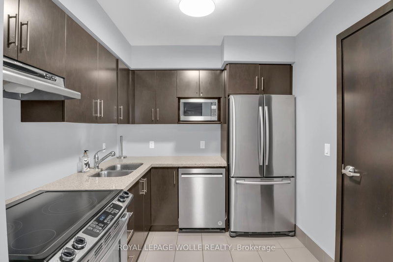 904 - 144 Park St, Waterloo, N2L 0B6 | Image 3