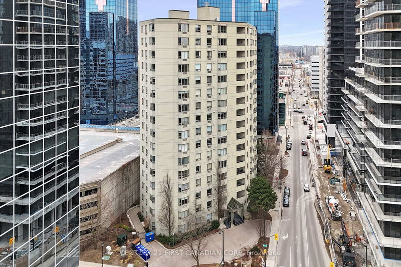 home for lease on 402-500 Talbot Street