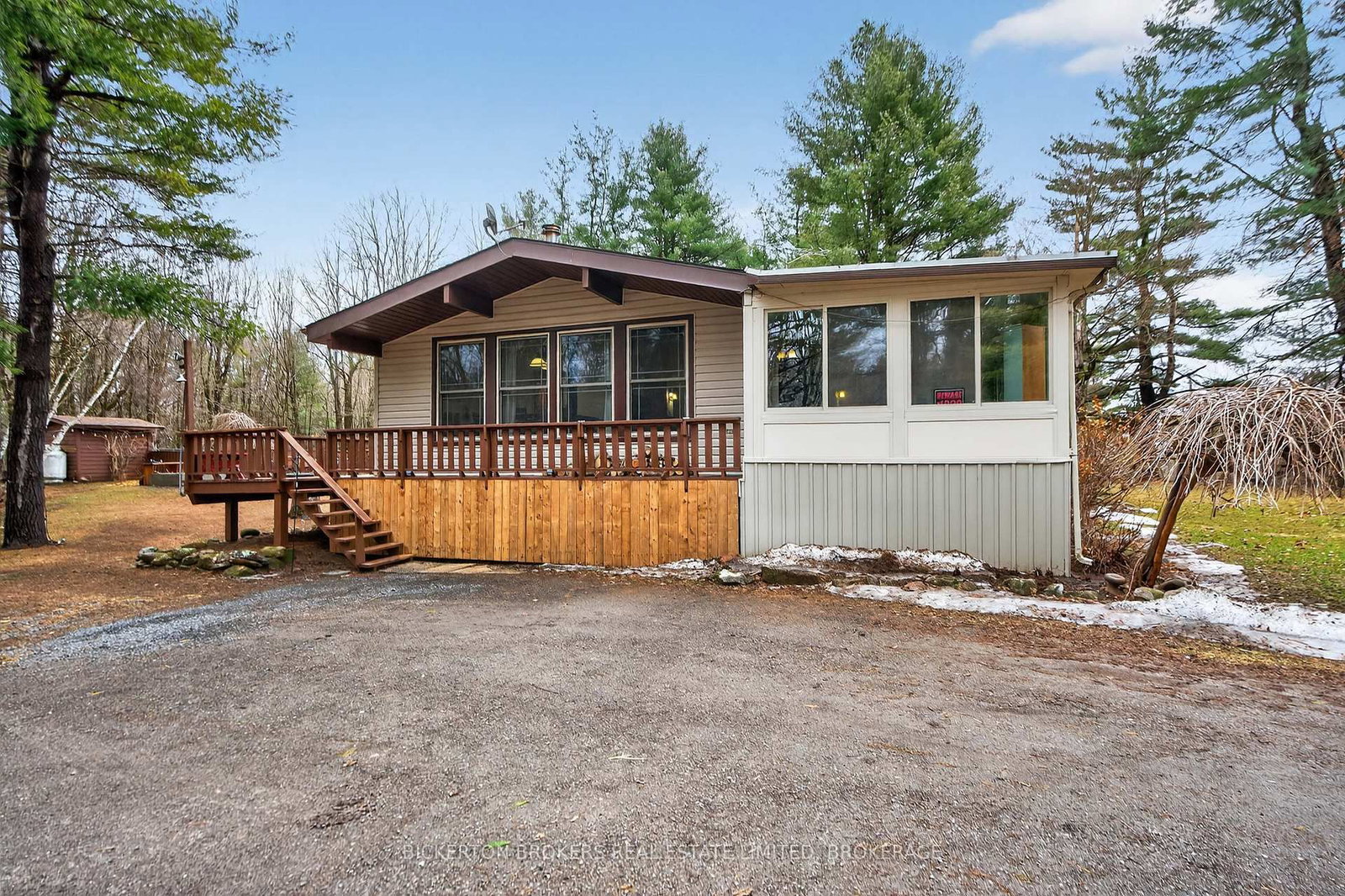 87 Fitzsimmons Road • Front of Leeds & Seeleys Bay, ON photo 10