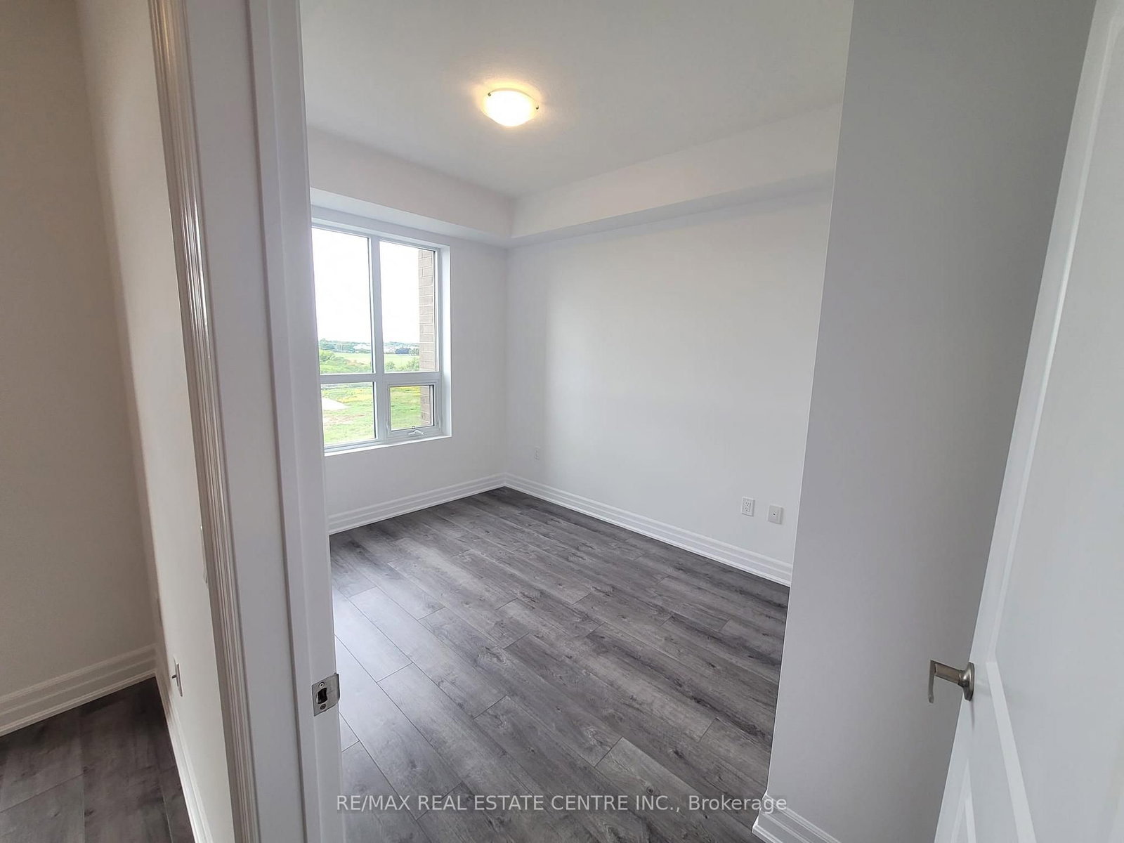 5055 GREENLANE Road, Unit 501 - Photo 16