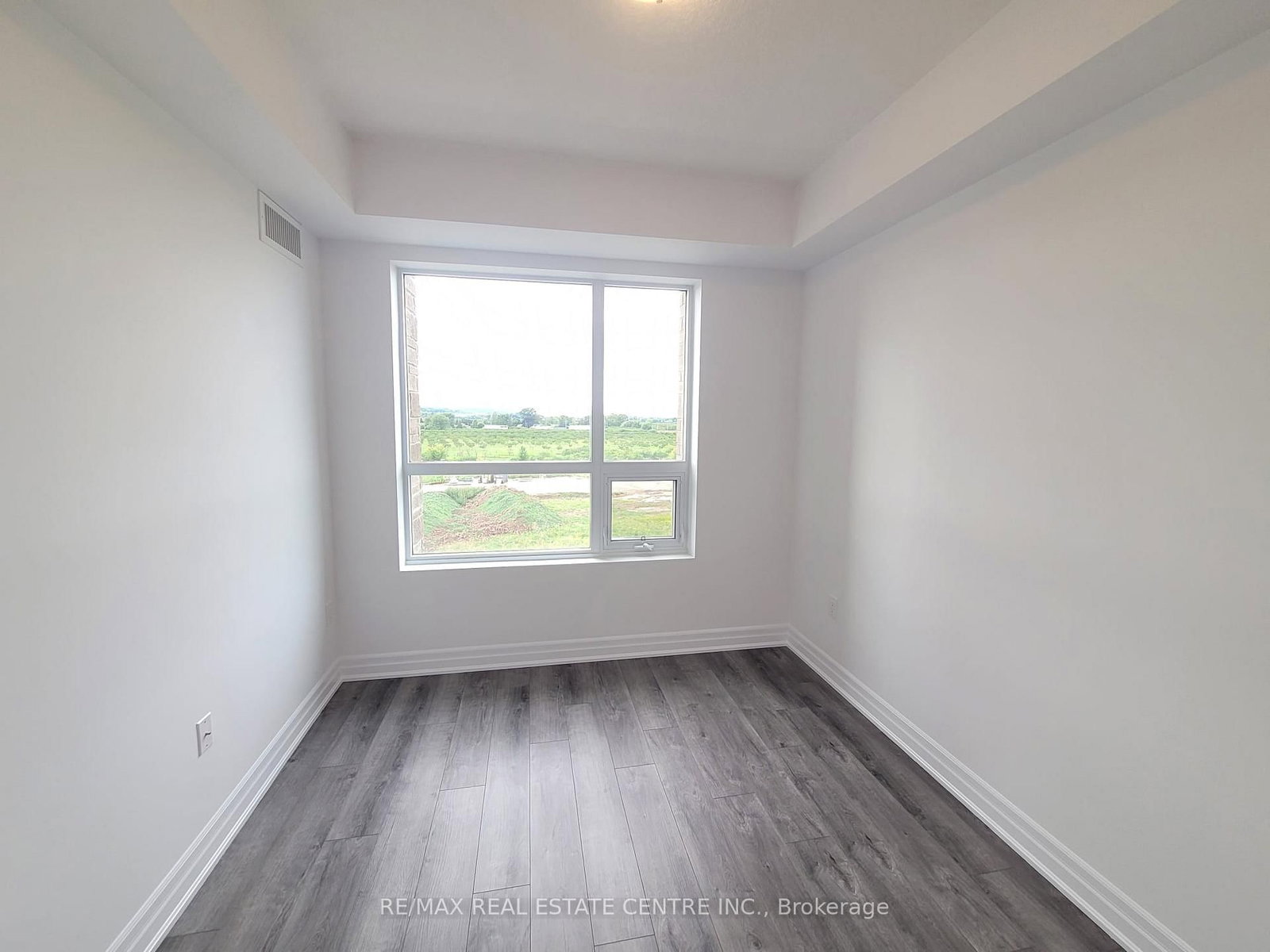 5055 GREENLANE Road, Unit 501 - Photo 17