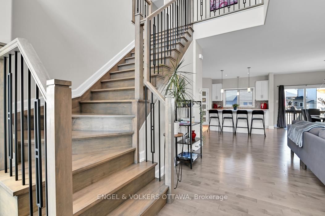 Detached House for sale at 313 St Tropez Street, Russell, Ontario, K0A 1W0 - Embrun - MLS: X12950088