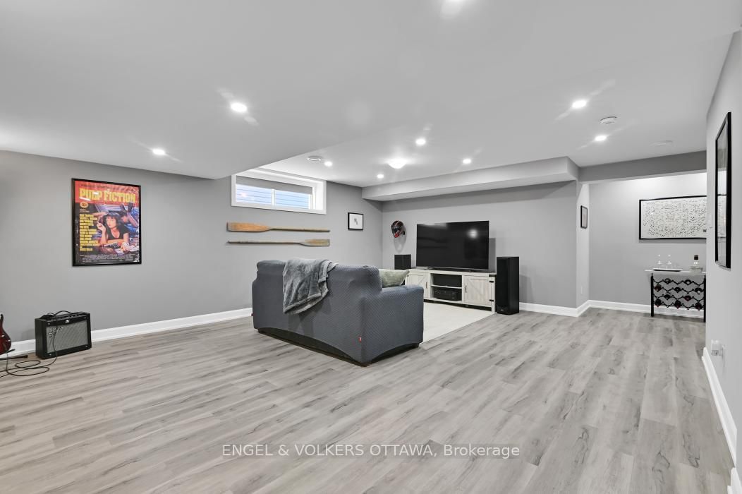 Detached House for sale at 313 St Tropez Street, Russell, Ontario, K0A 1W0 - Embrun - MLS: X12950088