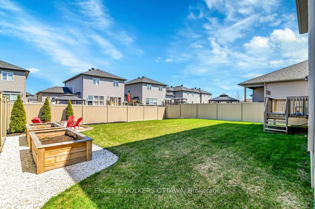 Detached House for sale at 313 St Tropez Street, Russell, Ontario, K0A 1W0 - Embrun - MLS: X12950088