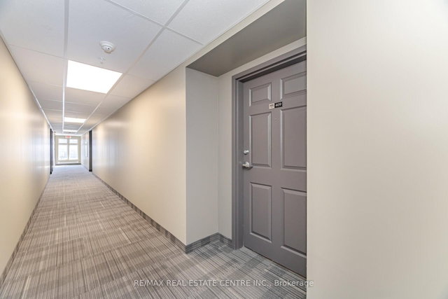 409 - 45 Kingsbury Square