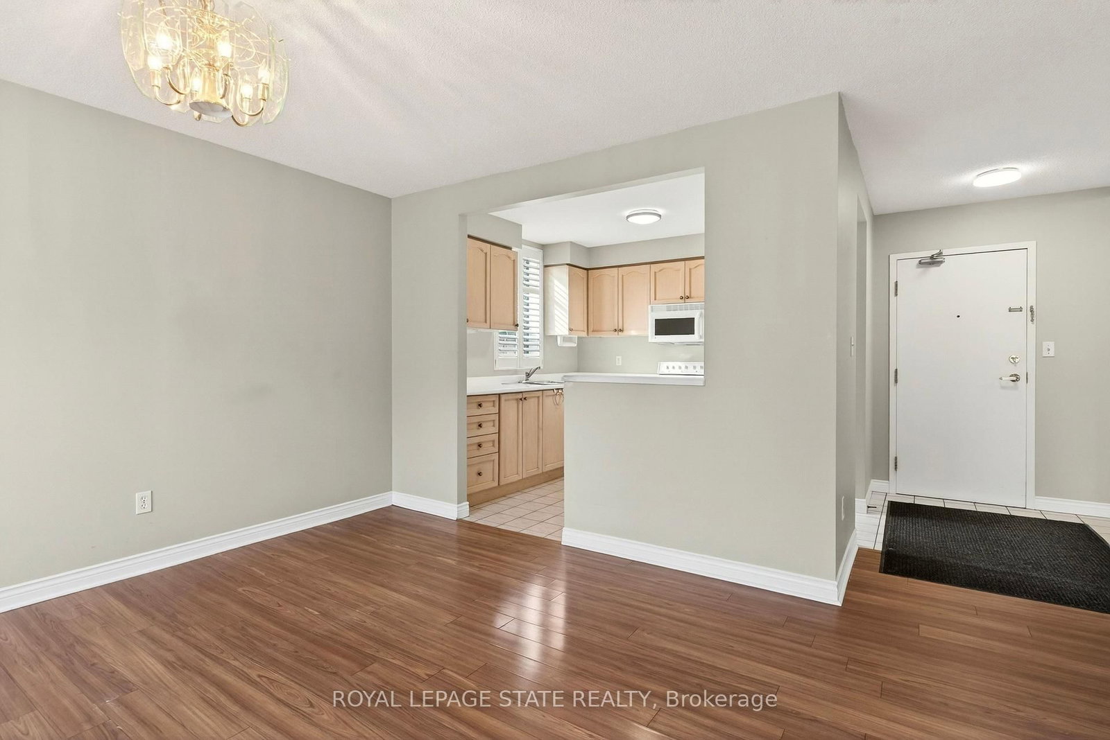 Condo for sale at 101-8 Main Street, Hamilton, Ontario, L9H 2P6 - Dundas - MLS: X12950370