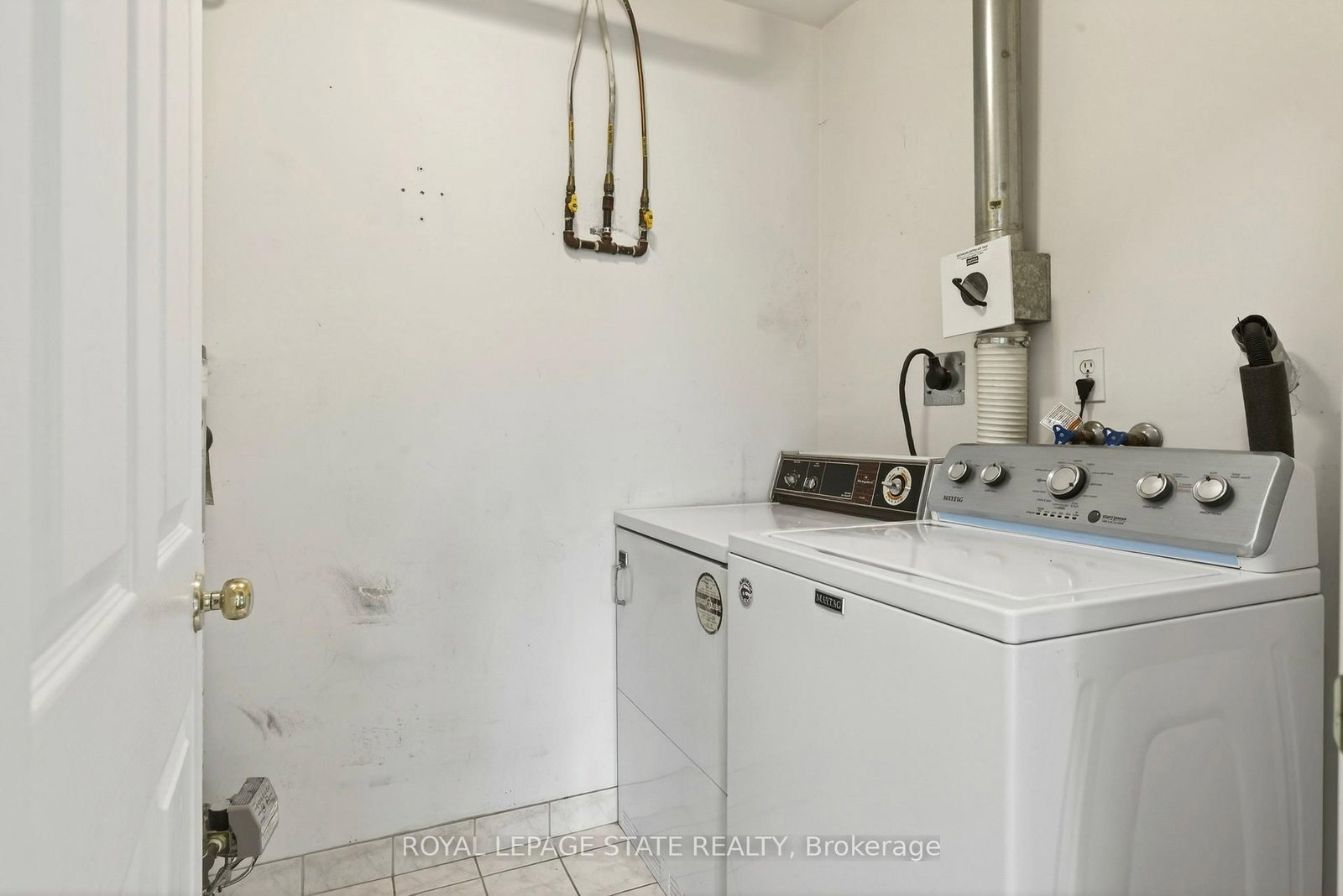 Condo for sale at 101-8 Main Street, Hamilton, Ontario, L9H 2P6 - Dundas - MLS: X12950370