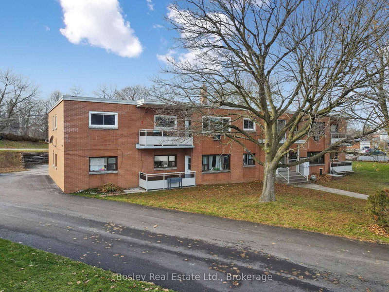 home for sale on 2-1 Sunnylea Crescent