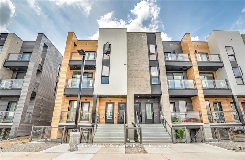 home for lease on 26-261 Woodbine Avenue