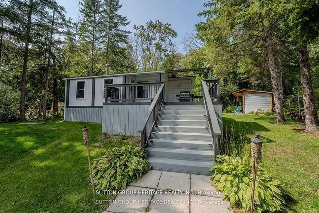 682 North Shore Drive E