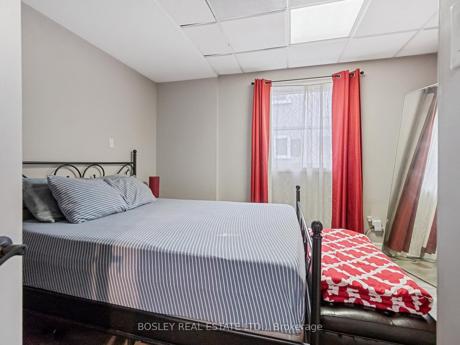 121 Oakdale Avenue - Photo 19