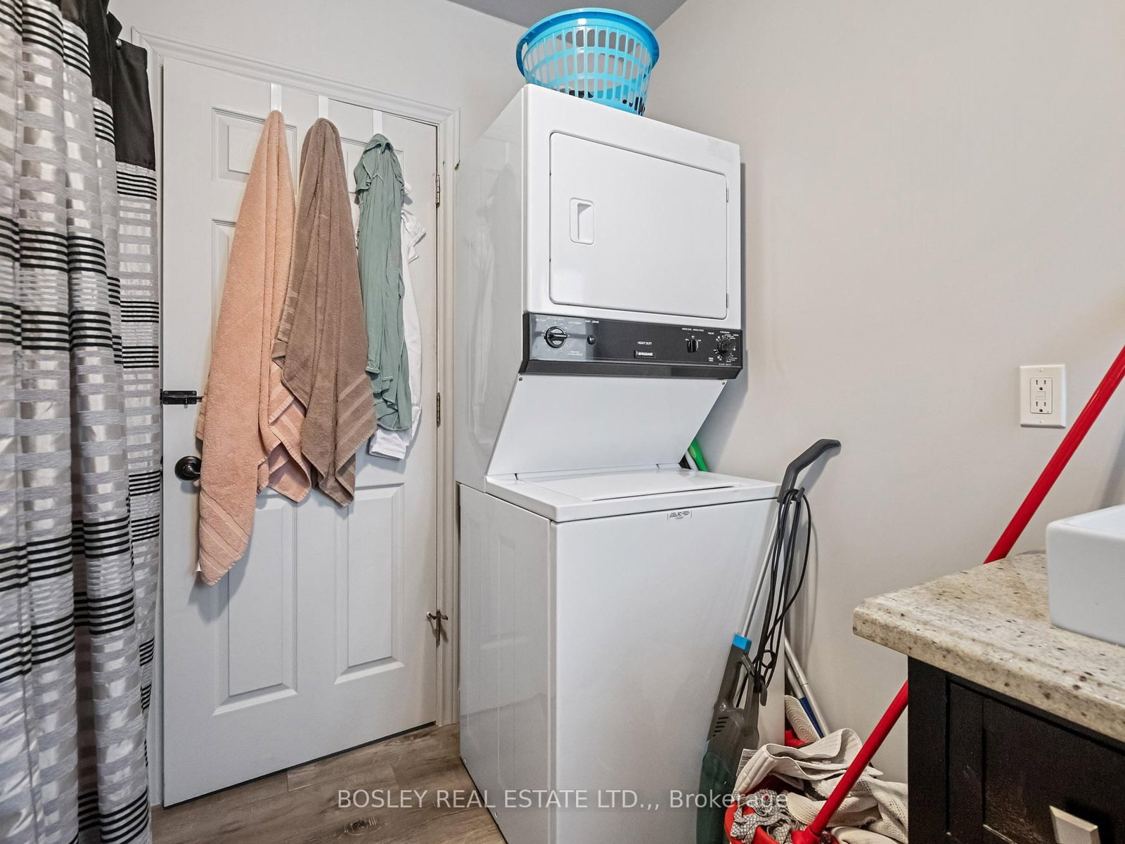 121 Oakdale Avenue - Photo 31