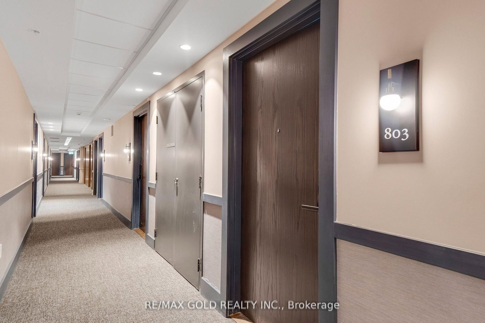 Condo for sale at 803-2782 Barton Street, Hamilton, Ontario, L8E 0L3 - Riverdale - MLS: X12950522