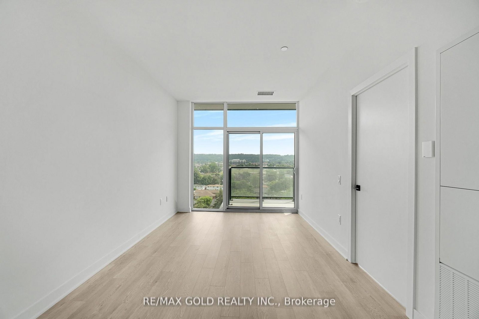 Condo for sale at 803-2782 Barton Street, Hamilton, Ontario, L8E 0L3 - Riverdale - MLS: X12950522