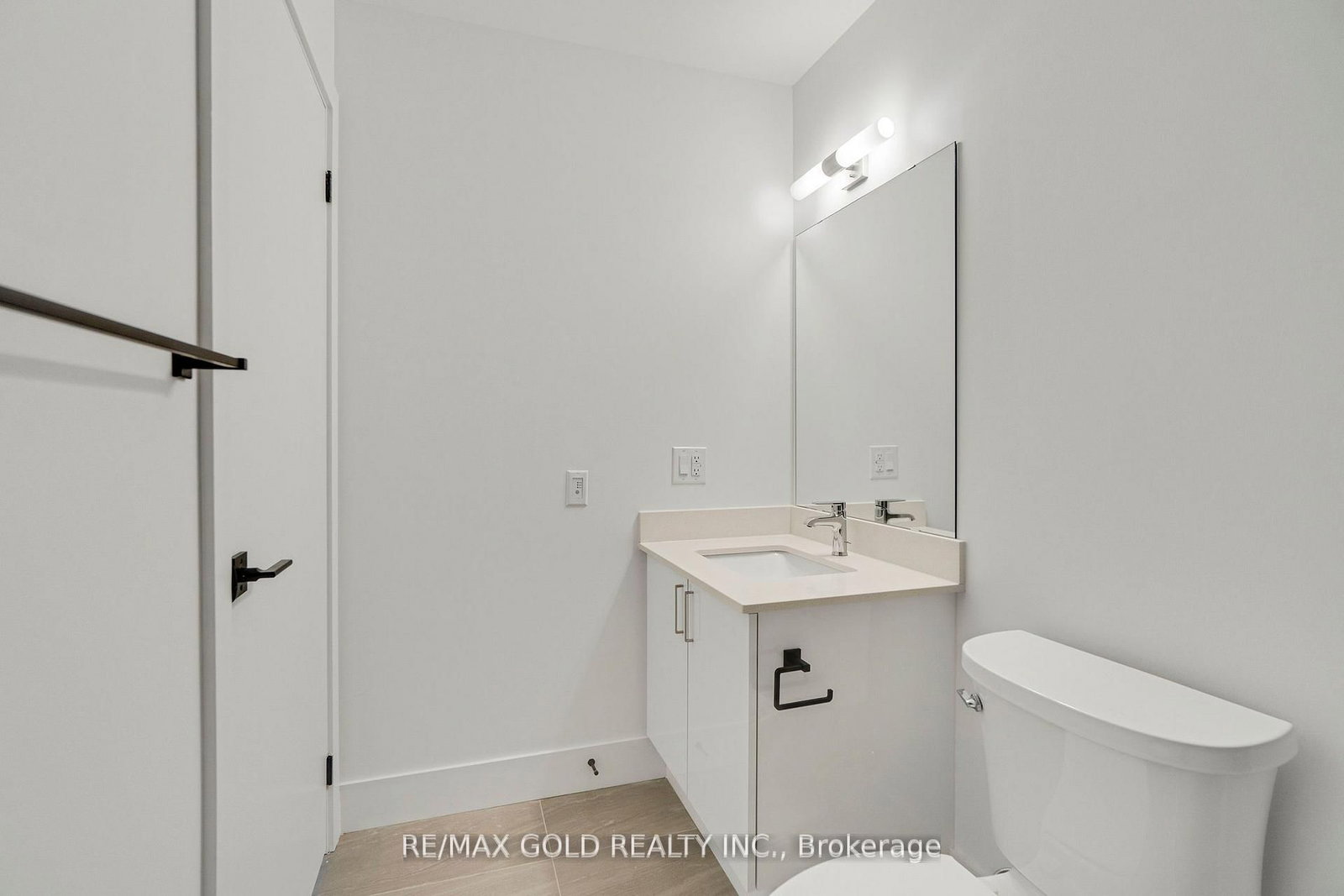 Condo for sale at 803-2782 Barton Street, Hamilton, Ontario, L8E 0L3 - Riverdale - MLS: X12950522