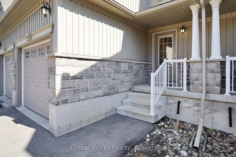 D24 - 20 David Bergey Dr, Kitchener, N2E 0B1 | Image 3