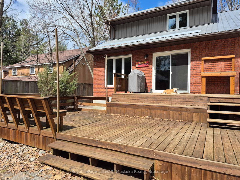 9 Daleman Dr, Bracebridge, P1L 1A8 | Image 3