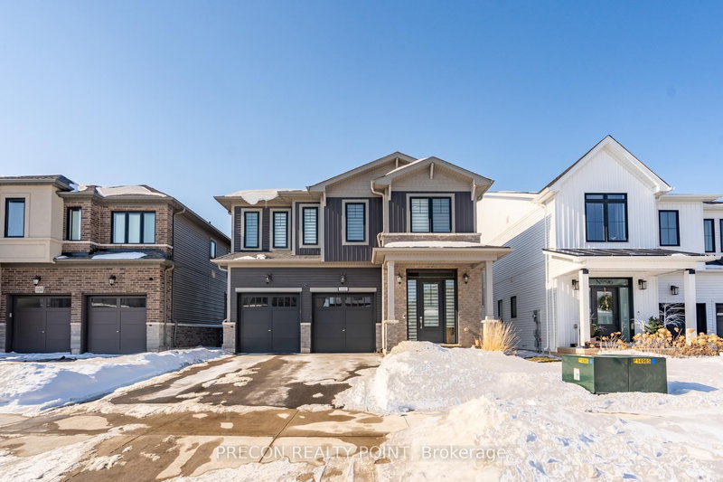 100 Starfire Cres, Hamilton, L8E 0K9 | Image 2