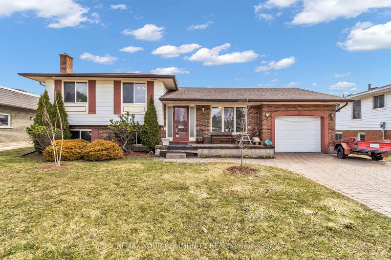 home for sale on 32 Wellbrook Boulevard