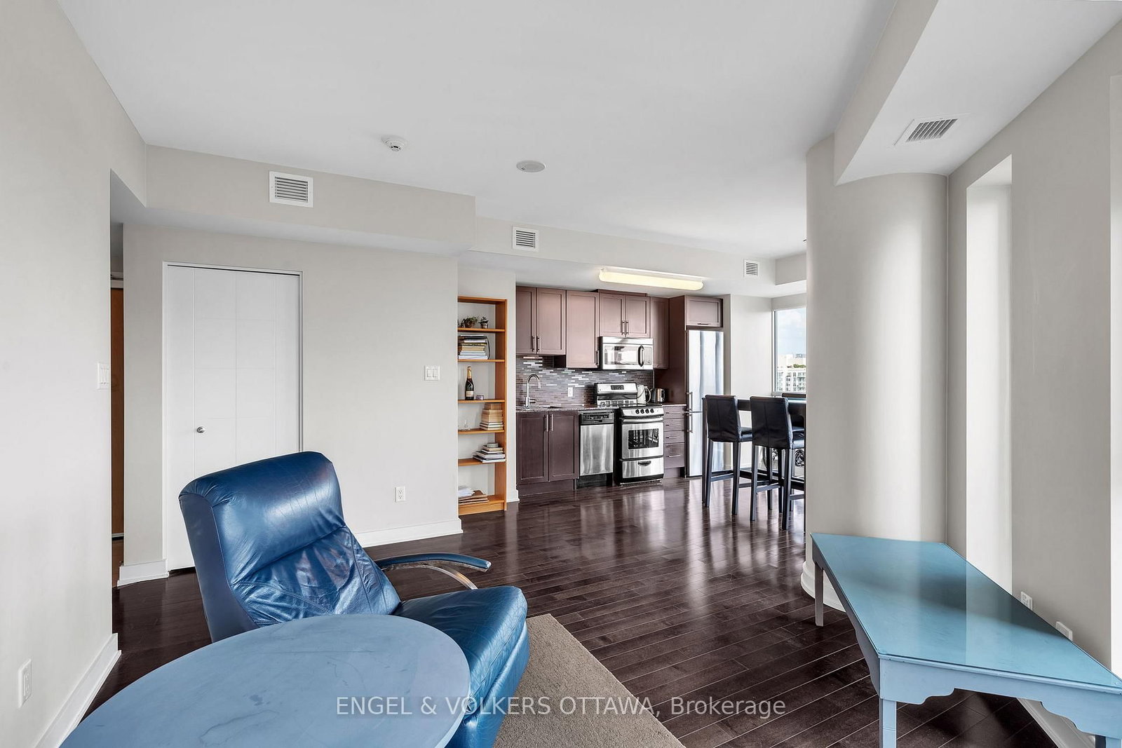 40 Nepean Street, Unit 905 - Photo 9