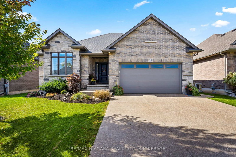 home for sale on 30 Renfield Street