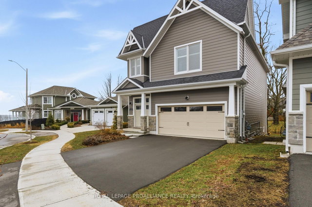 13 Twelve Trees Court