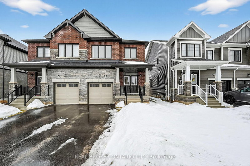42 Sunflower Cres, Thorold, L3B 0L3 | Image 2
