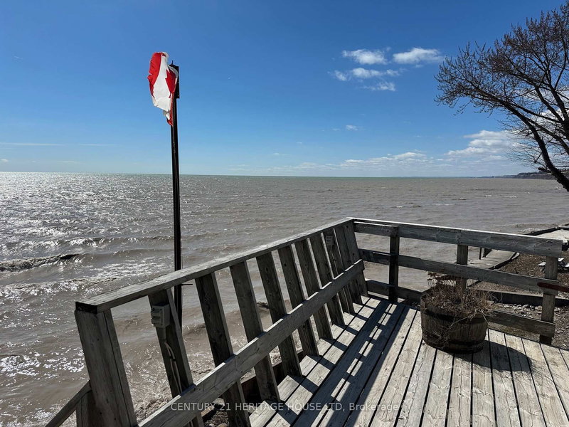 3393 Waneeta Dr, Malahide, N5H 2R2 | Image 3