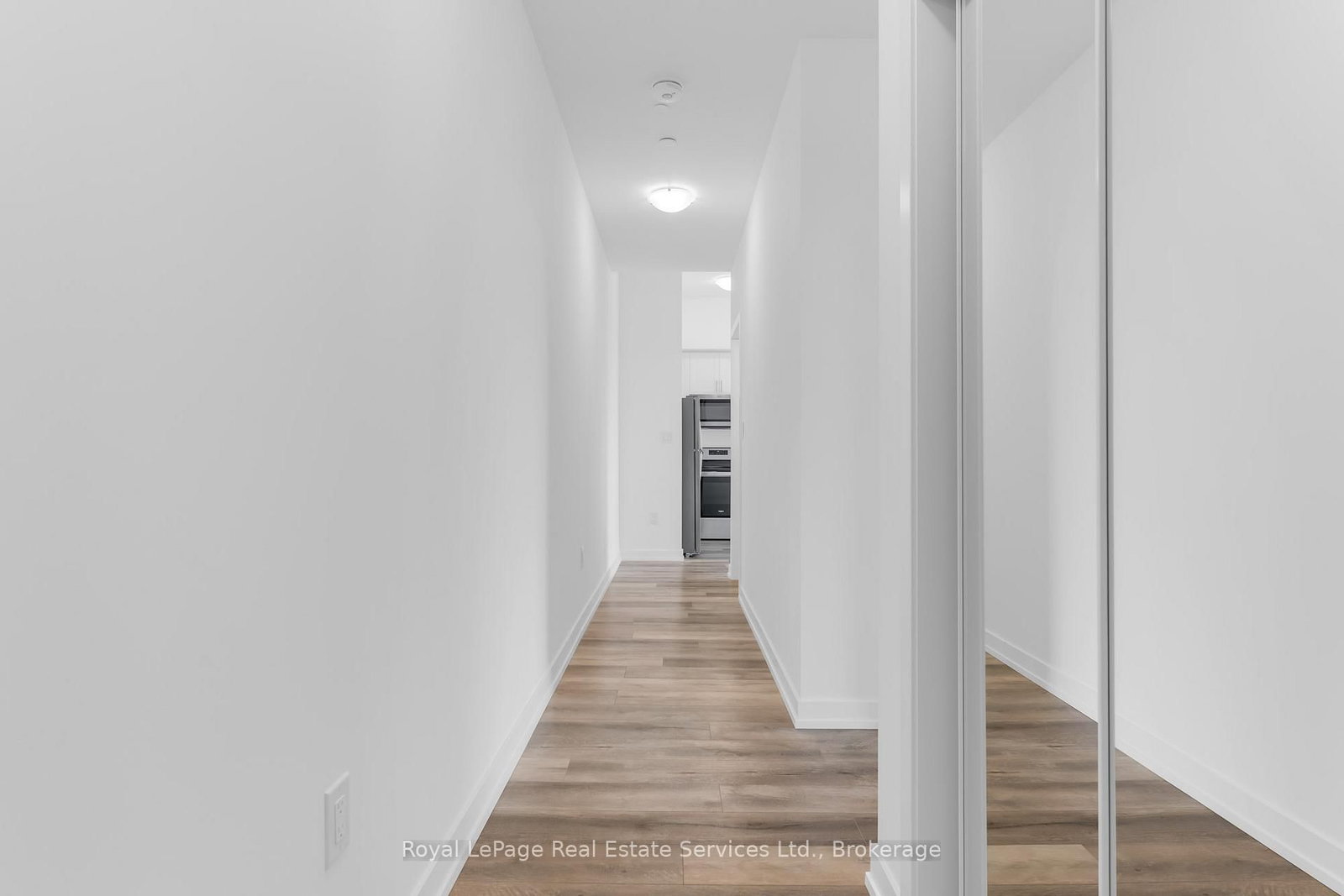 470 Dundas Street, Unit 502 - Photo 16