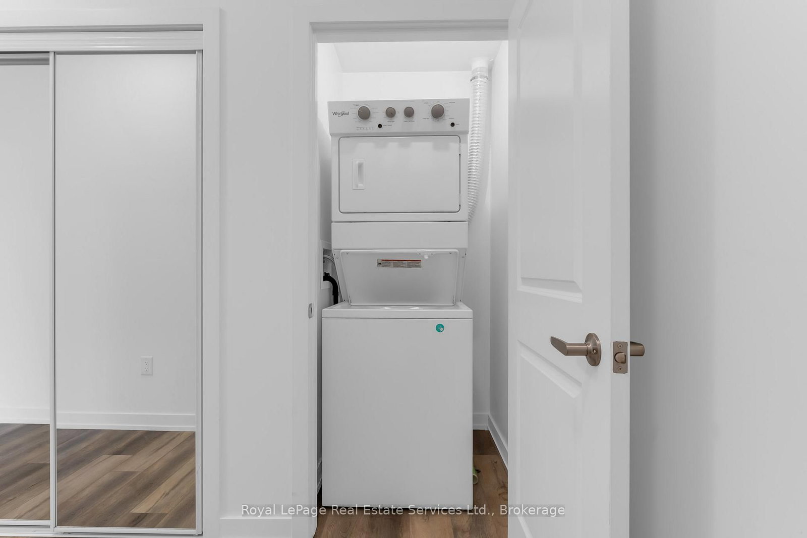 470 Dundas Street, Unit 502 - Photo 5