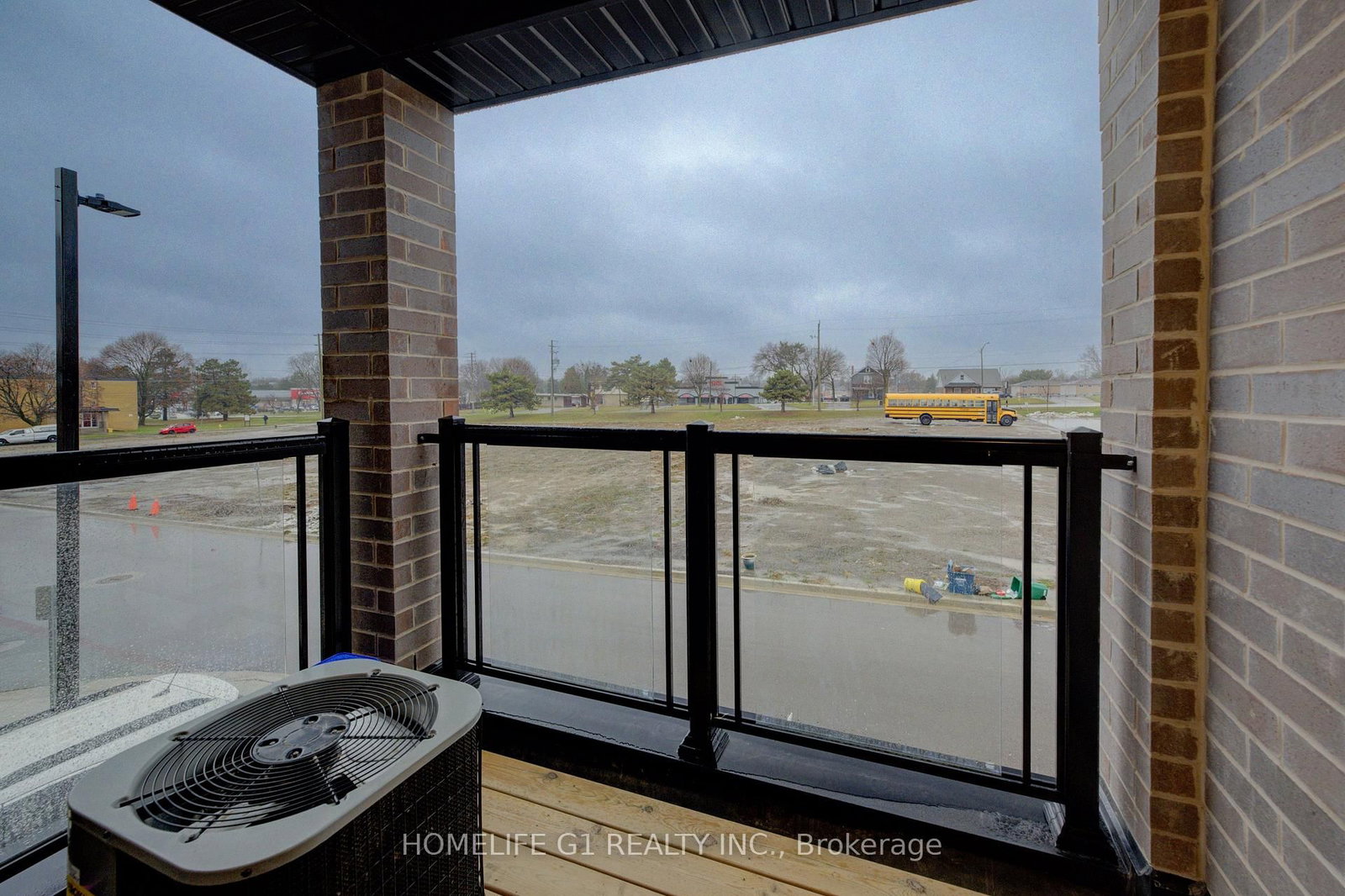 585 Colborne Street E, Unit 611 - Photo 25