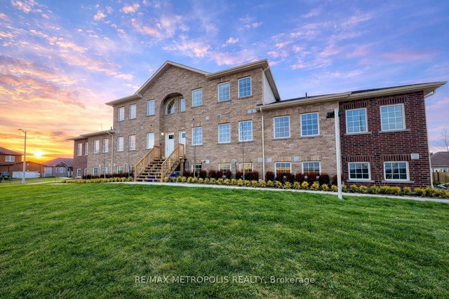 206 - 50 Maple Avenue