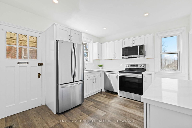 661 Rubidge St, Peterborough, K9H 4G2 | Image 3