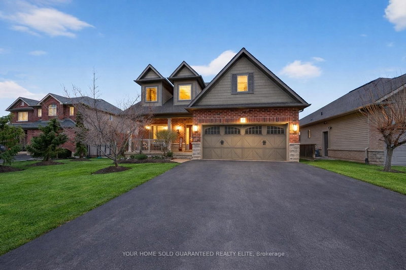 17 Heathcote Crt, Grimsby, L3M 0A6 | Image 3