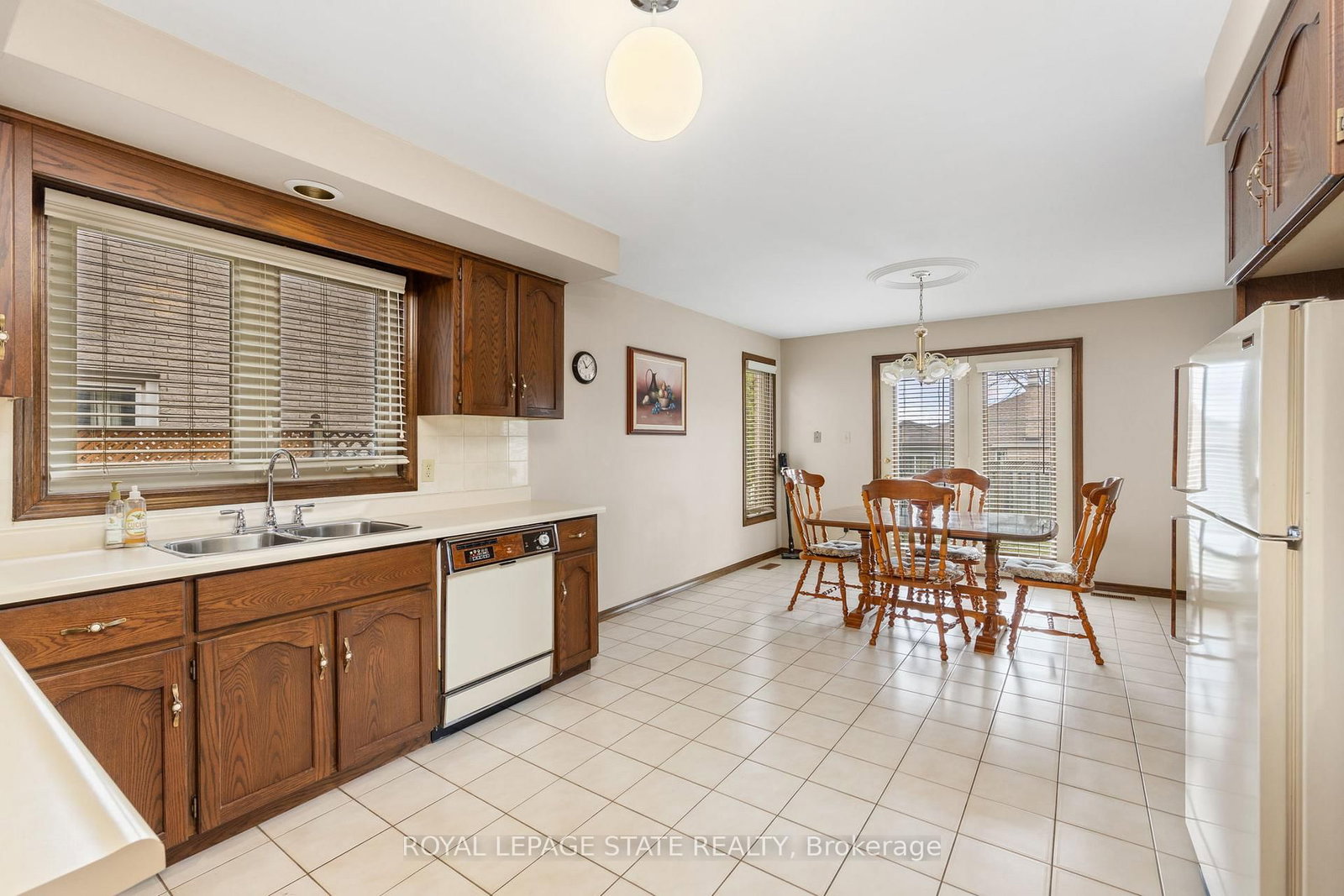 Detached House for sale at 57 Derek Drive, Hamilton, Ontario, L8G 5A4 - Gershome - MLS: X12951464